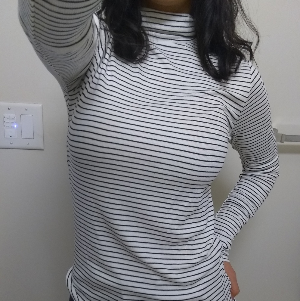 GAP Ribbed long sleeve stripe turtleneck